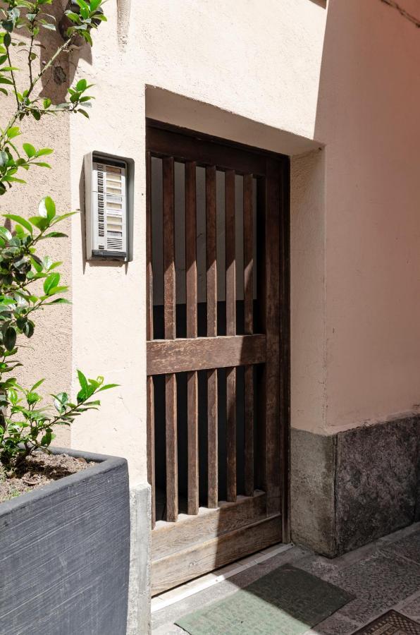 Centro Storico ☆☆☆☆☆ K2 Apartment Аоста Экстерьер фото